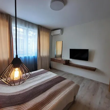 тилия * Gabrovo